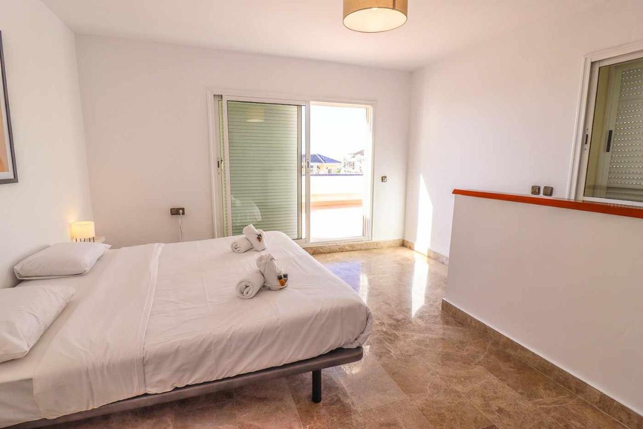 Rentaliday Cristianos Penthouse لوس كريستيانوس المظهر الخارجي الصورة